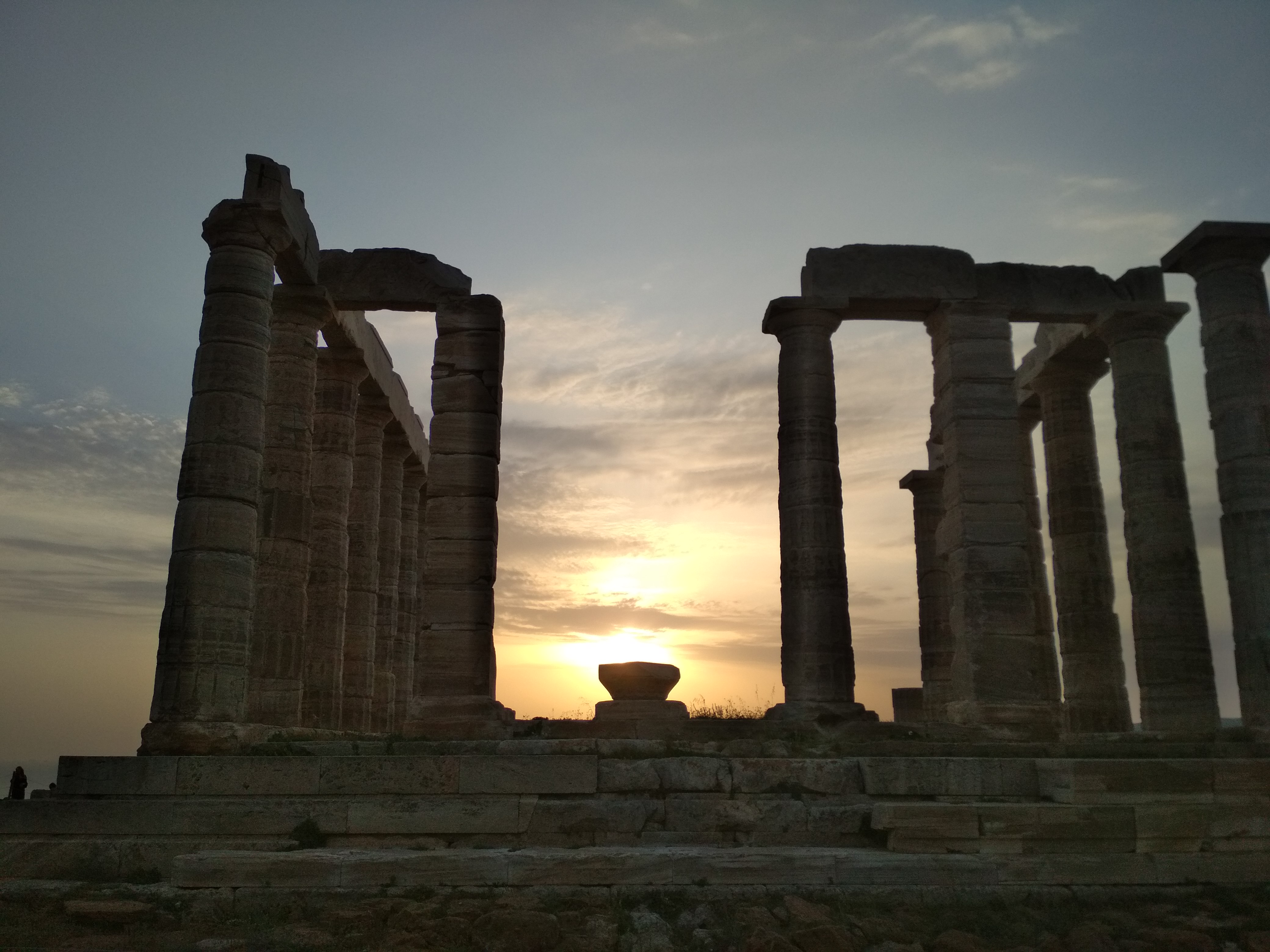 Храм Посейдона на мысе Сунио в Греции